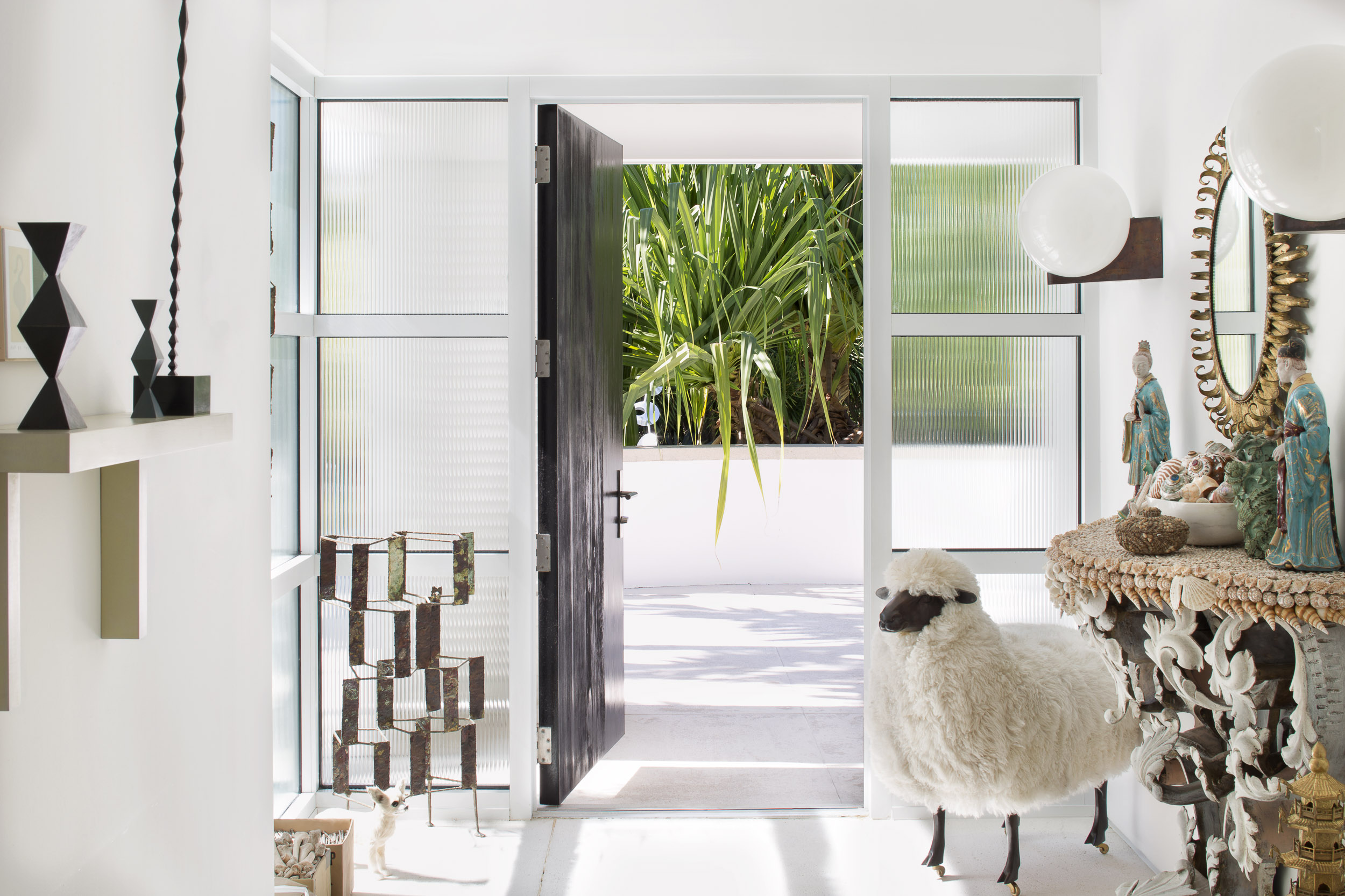 Palm Beach Chic Book featuring  Beth Rudin DeWoody